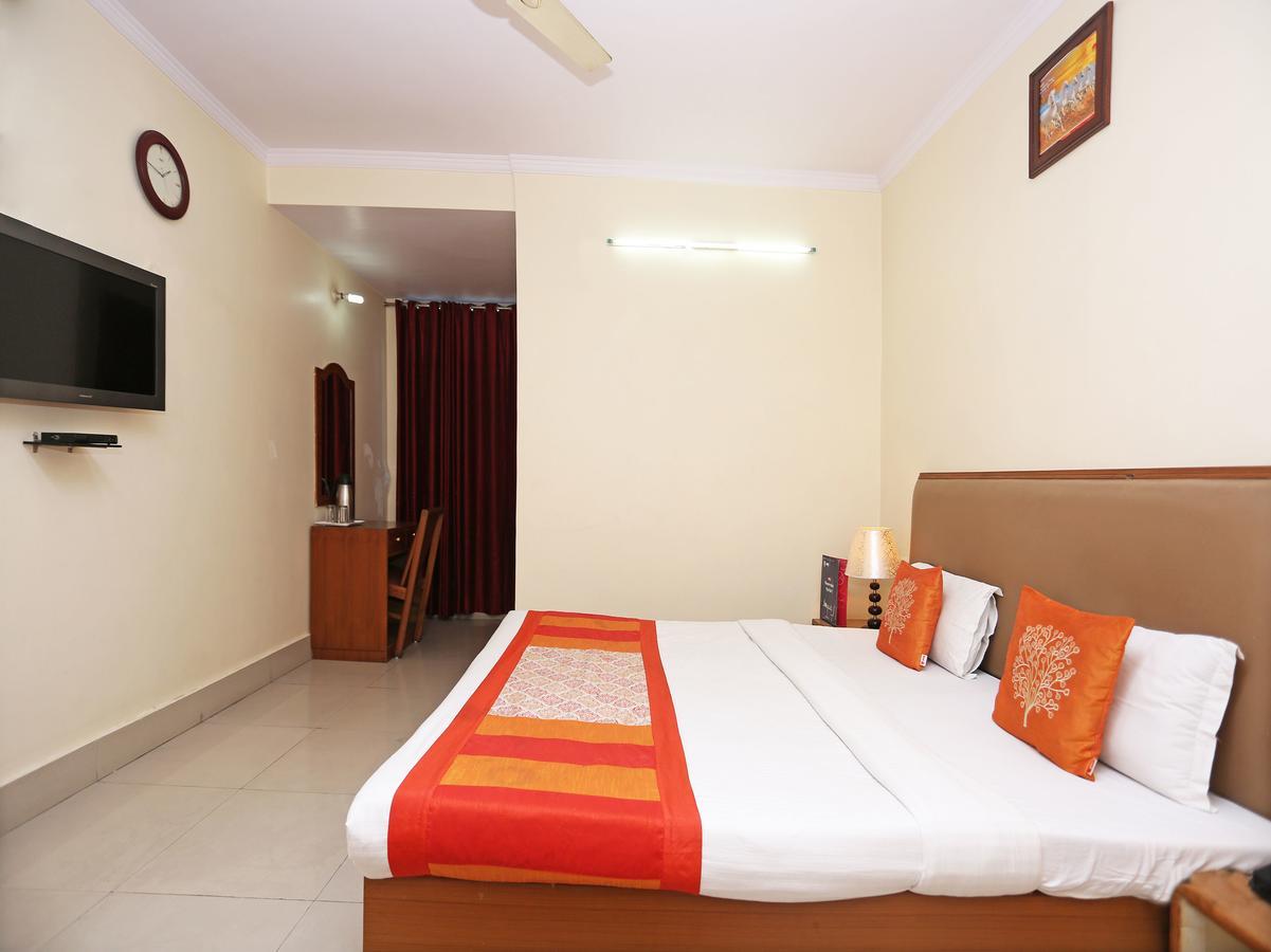 Oyo 10788 Hotel Harisons Continental Patna (Bihar) Exterior foto